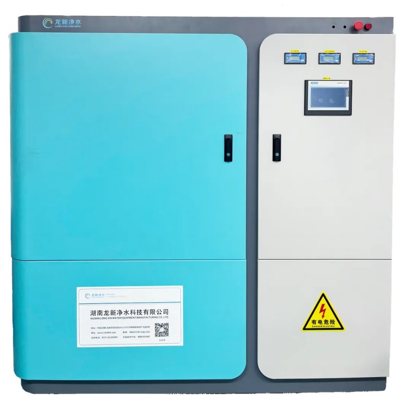 龍新凈水【產(chǎn)品介紹】高端實(shí)驗(yàn)室純水設(shè)備